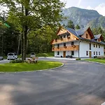 The Woodland Nook Bohinji-tó